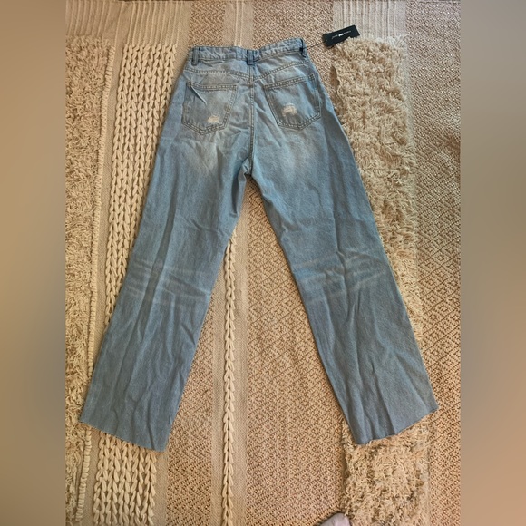 Wide Leg Jeans - Picture 3 of 3